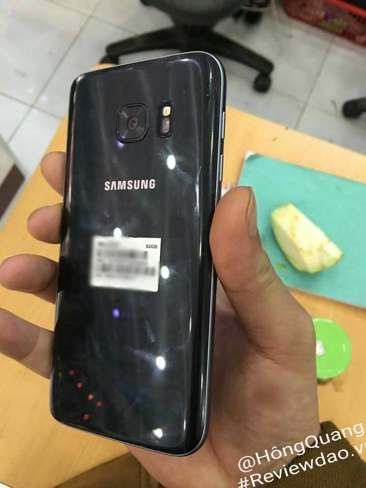 Galaxy S7 photo leak