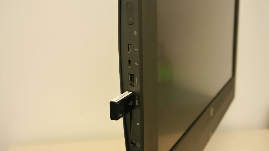 HP Z1 G3 (2016) Workstation dongle