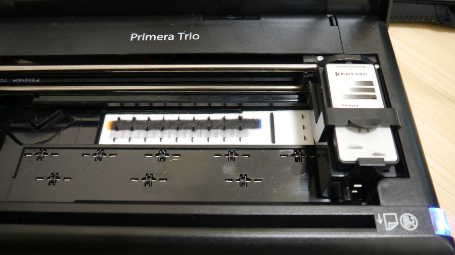 Primera Trio close-up