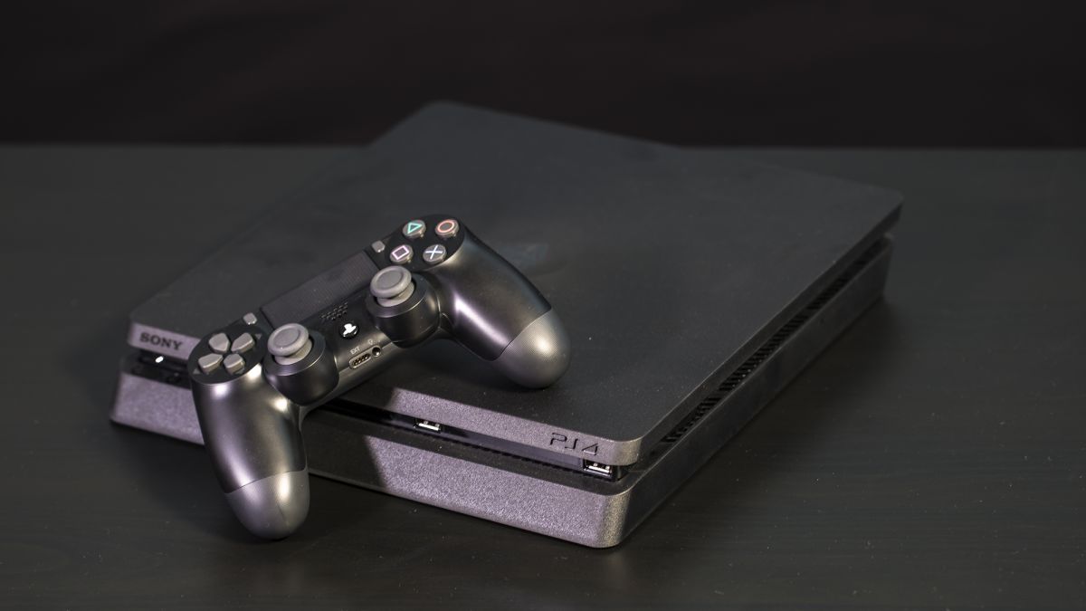 Xbox One S vs PS4