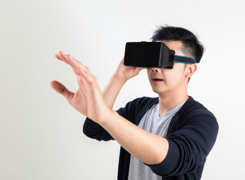 virtual-reality-stock.jpg