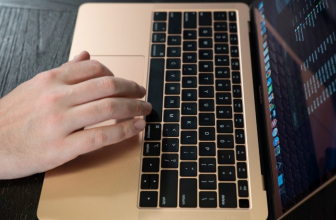 Apple acknowledges keyboard problems with recent MacBooks