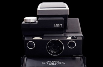 MINT SLR670-S Noir is a refurbished Polaroid SX-70 with added auto modes
