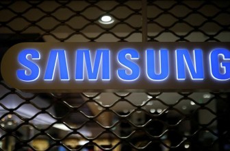Samsung Galaxy S10 Tipped to Sport Qualcomm’s Ultrasonic Fingerprint Scanner, W2019 Flip-Phone Said to Sport Snapdragon 845 SoC