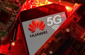 Huawei Mate X2 Foldable Phone Specifications Leak Suggests Kirin 9000 SoC, Quad Cameras