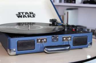 Crosley Star Wars Cruiser turntable CR8005D-SC review: Buy it for the look, not the quality