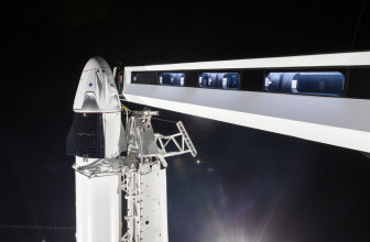 SpaceX could send private citizens to space as soon as 2021