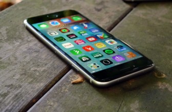 Apple might put the iPhone 7 on a diet, but it’s feeding the battery