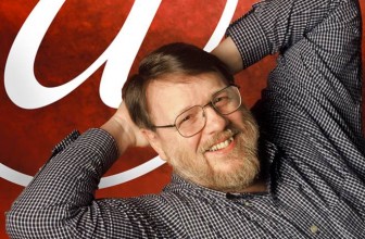 Ray Tomlinson, godfather of @ email, dies at age 74